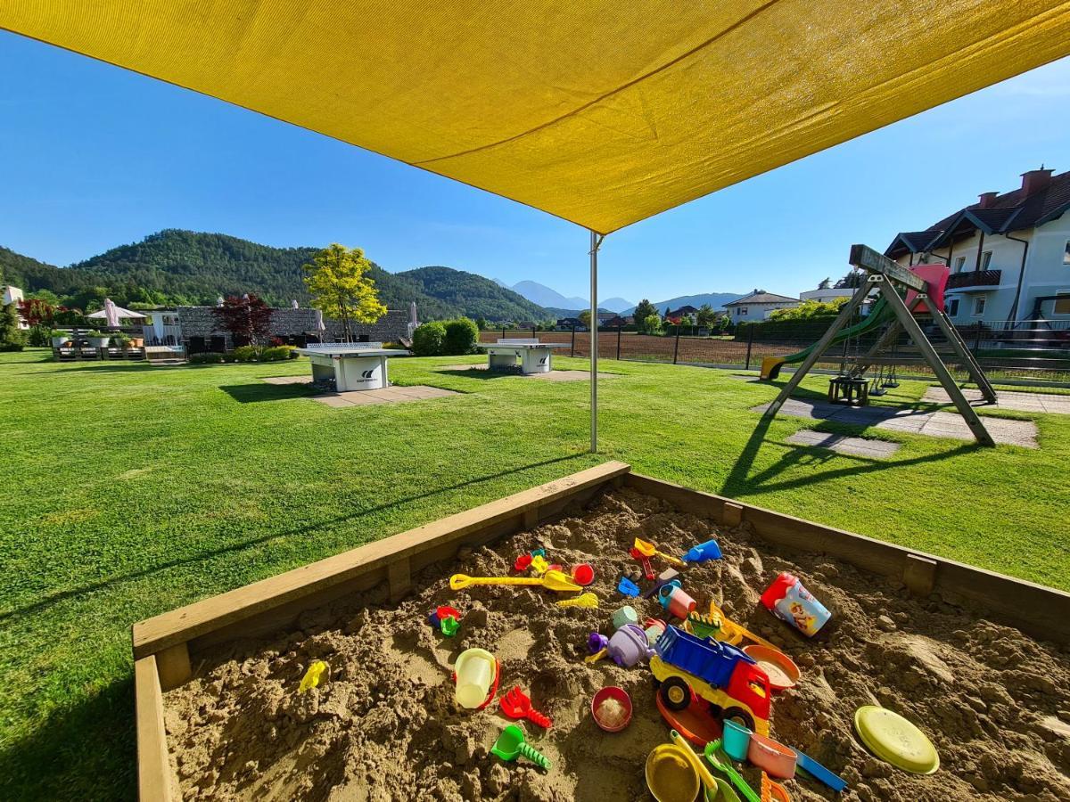 Ferienpark Scheiber Unterburg am Klopeiner See ภายนอก รูปภาพ